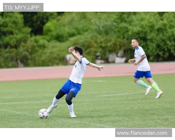 实时足球手机比分更新助你掌握比赛动态随时随地享受精彩赛事体验