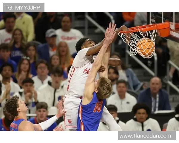 佛罗里达大学险胜夺冠小克莱顿荣膺决赛最有价值球员